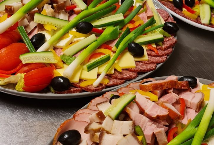 Restaurant Bucatarul Vesel in Romford, Londra