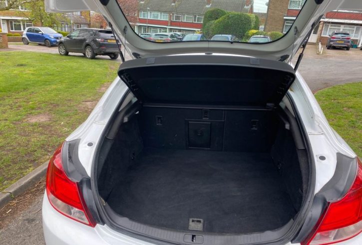 Vand Auto Vauxhall Insignia din anul 2011 in Hoddesdon