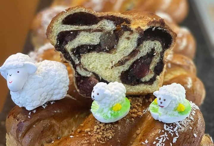 La Simon Magazin Romanesc in Dagenham, Londra