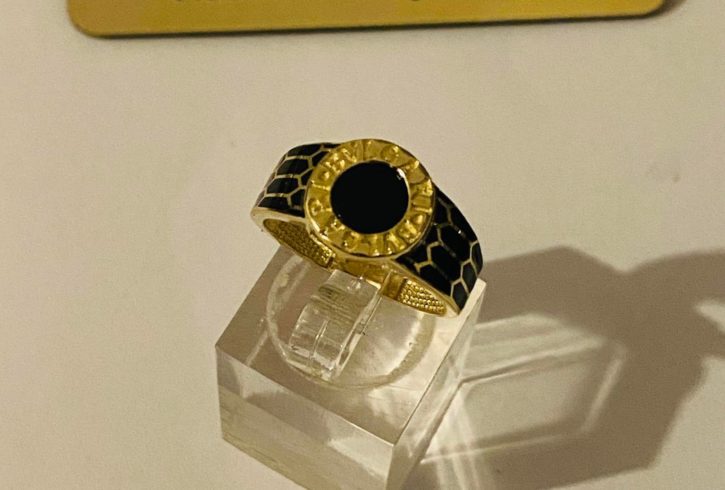 Vand Bijuterii din Aur 14k in Haringey, Londra