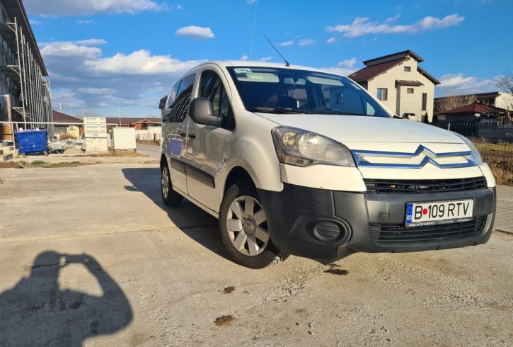 Vand Auto Citroen Berlingo din 2012 in Wembley, Londra