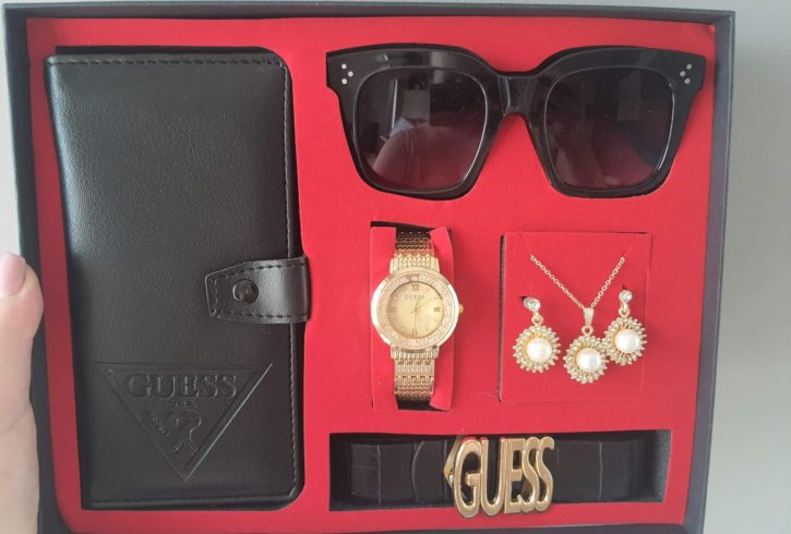 Cadouri Personalizate, Reclame 3D si Bannere in Exeter, UK