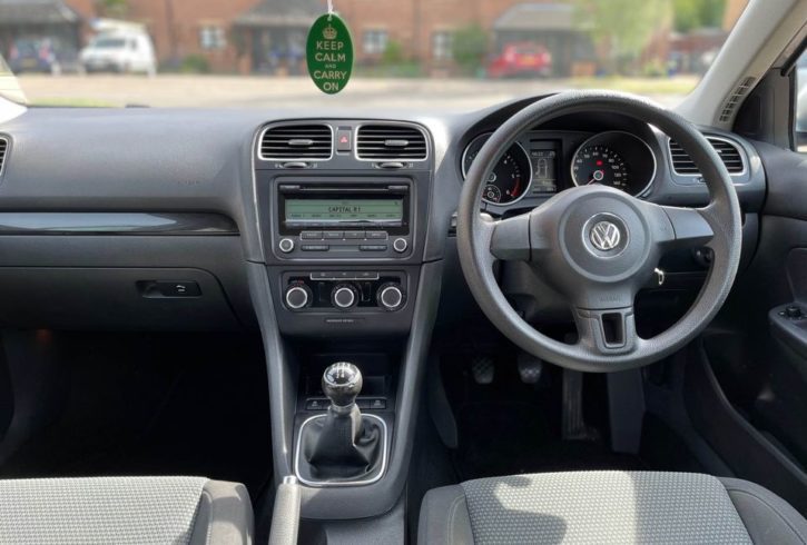 Vand Volkswagen Golf mk 6 1.6 diesel din 2011 in Hatfield, UK