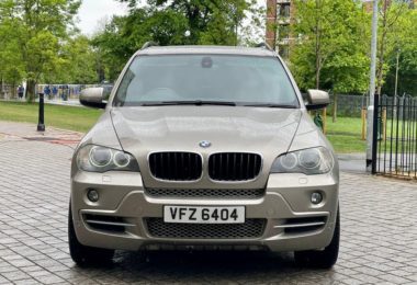 Vand Auto BMW X5 SUV din 2008 in Londra