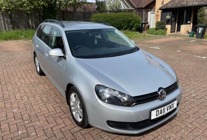 Vand Volkswagen Golf mk 6 1.6 diesel din 2011 in Hatfield, UK