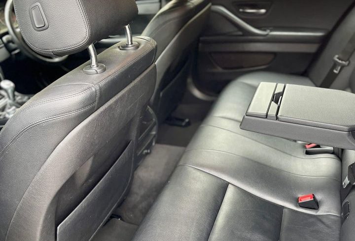 Vand Auto BMW Seria 5 Wagon din 2014 in Wembley, Londra