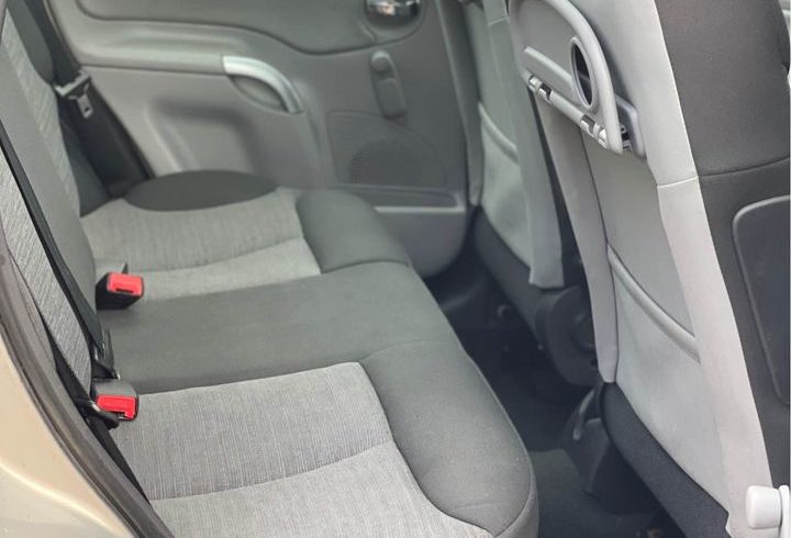 Vand Auto Citroen C3 XTR Automat din 2006 in Hatfield, UK