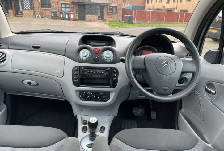 Vand Auto Citroen C3 XTR Automat din 2006 in Hatfield, UK