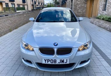 Vand Auto BMW Seria 3 din 2008 in Londra, UK