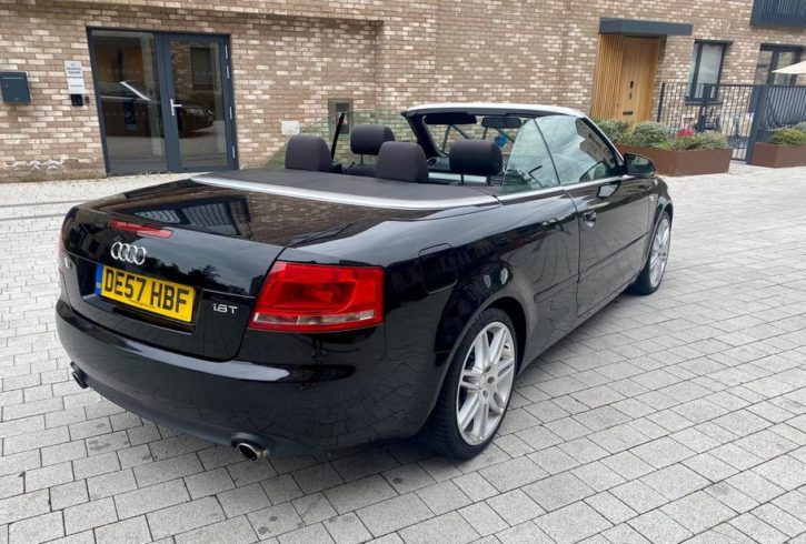 Vand Auto Audi A4 Decapotabil din 2008 in Londra