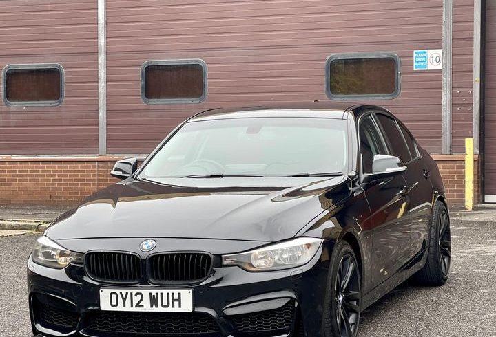 Vand Auto BMW Seria 3 Sedan din 2012 in Wembley, Londra