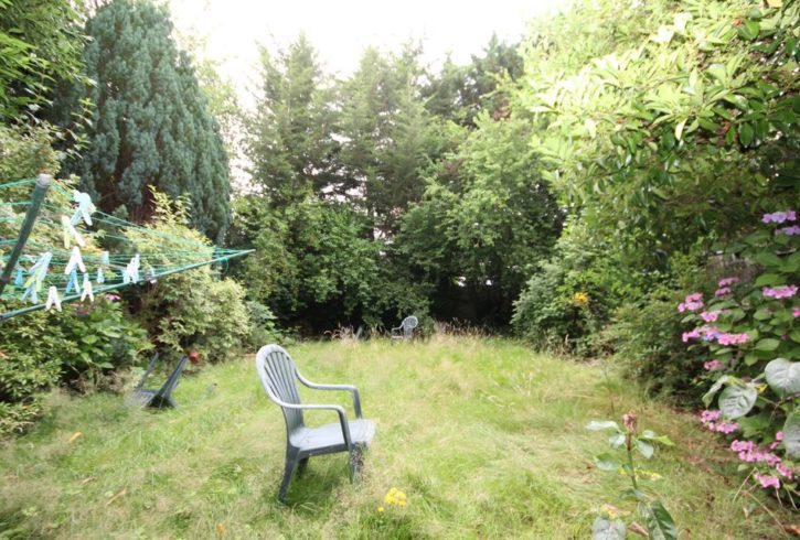 De inchiriat Casa cu 5 Dormitoare in Edgware, Londra