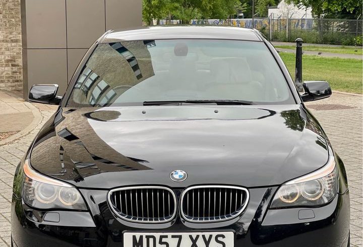 Vand Auto BMW Seria 5 Sedan din 2007 in Londra