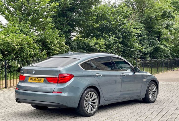 Vand Auto BMW 530 GT din 2010 in Londra