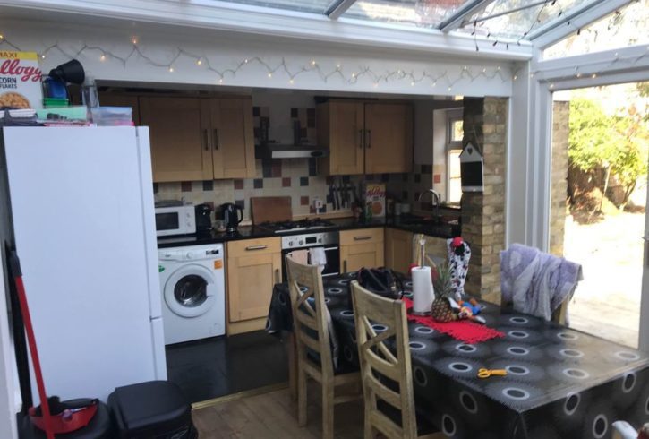 Inchiriez Camera Dubla in Manor Park Road, London