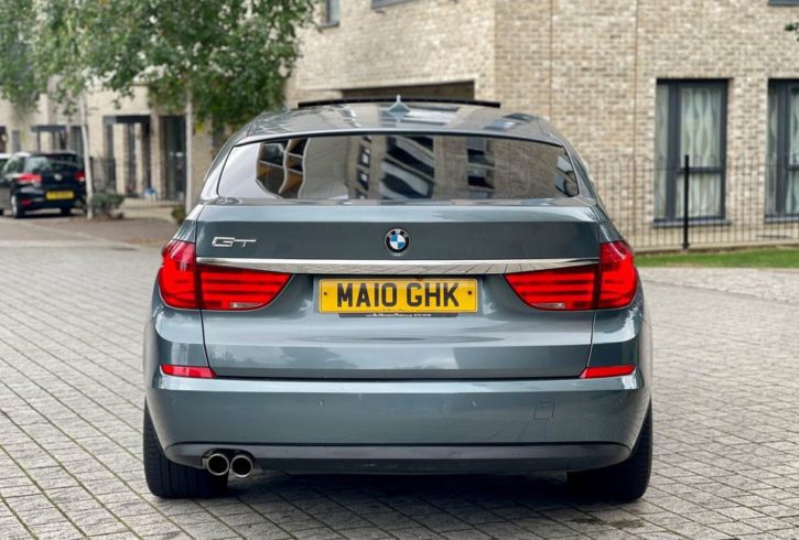 Vand Auto BMW 530 GT din 2010 in Londra