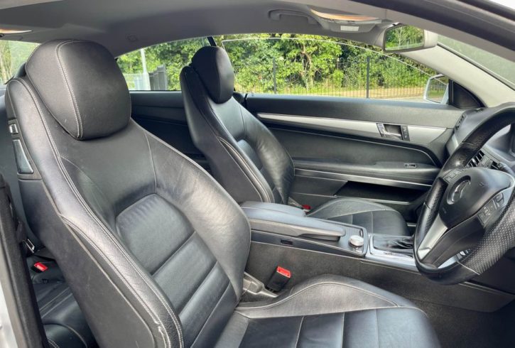 Vand Auto Mercedes Benz E-Class din 2011 in Londra