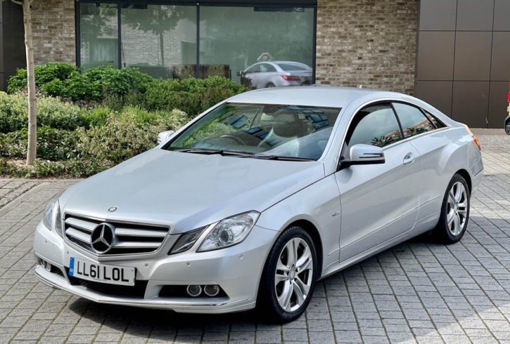 Vand Auto Mercedes Benz E-Class din 2011 in Londra