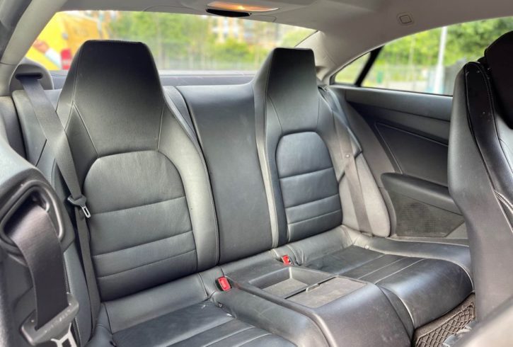 Vand Auto Mercedes Benz E-Class din 2011 in Londra