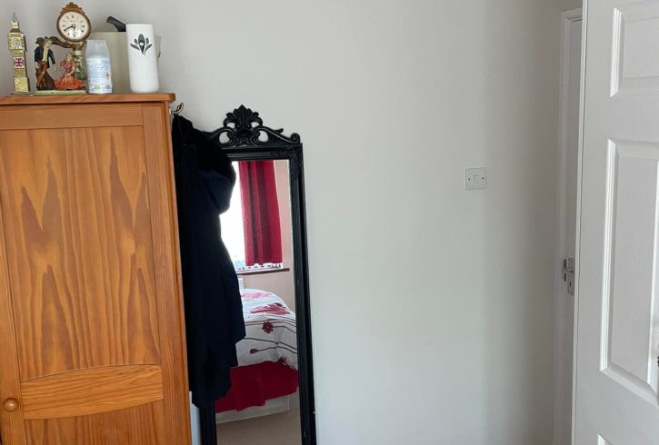 Inchiriez Camera Double in Dangenham, Londra