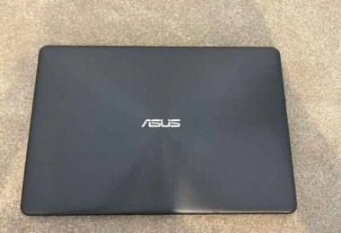 Vand Laptop ASUS VivoBook F510UA 15.6” Full HD Nanoedge in Londra