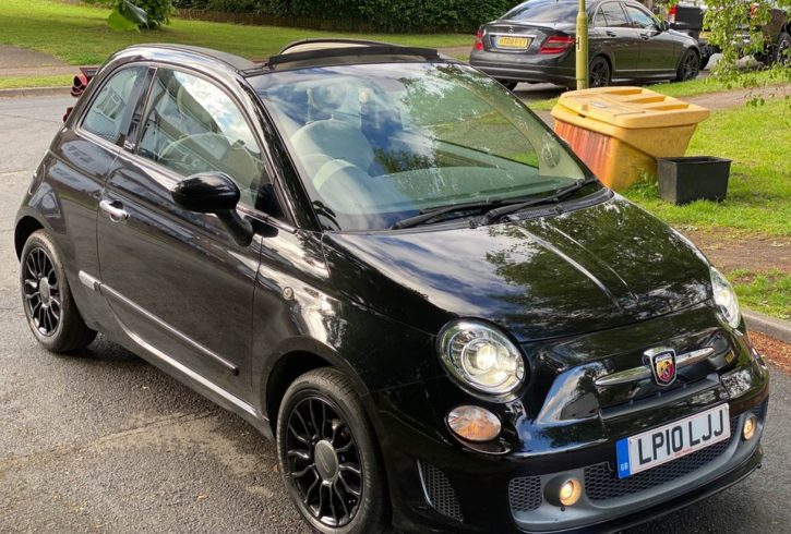 Vand Auto Fiat 500C din 2010 in Hoddesdon, UK