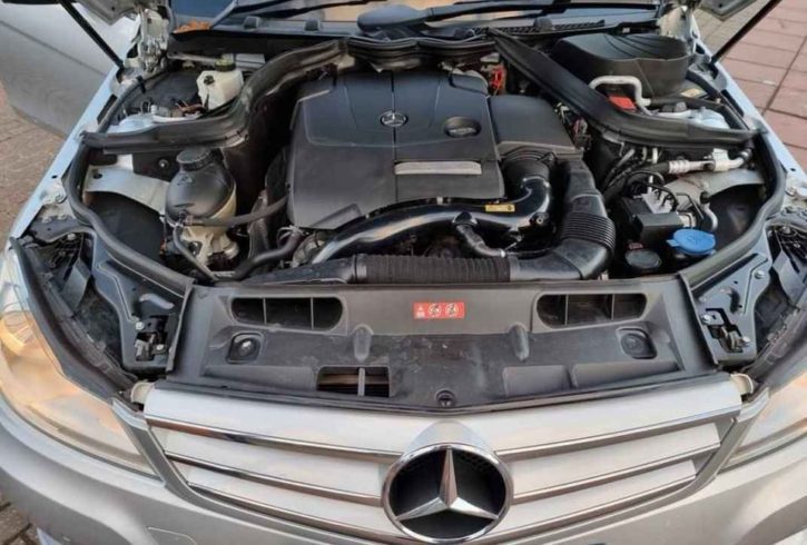 Vand Auto Mercedes Benz C-Class din 2014 in South Ockendon, UK