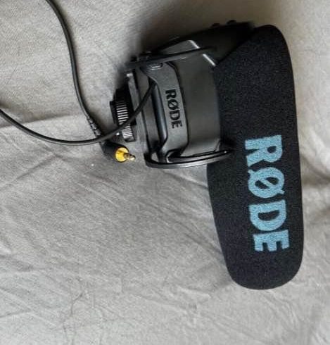 Vand Aparat Foto Canon EOS 6D si Obiectiv 24 -105 mm in Londra, UK