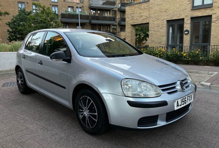 Vand Auto Volkswagen Golf din 2006 in Londra