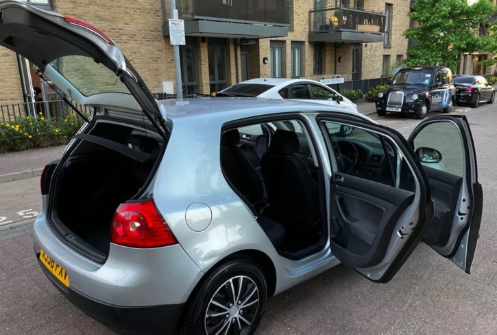 Vand Auto Volkswagen Golf din 2006 in Londra