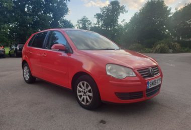 Vand Auto Volkswagen Polo din 2006 in New Malden, Londra