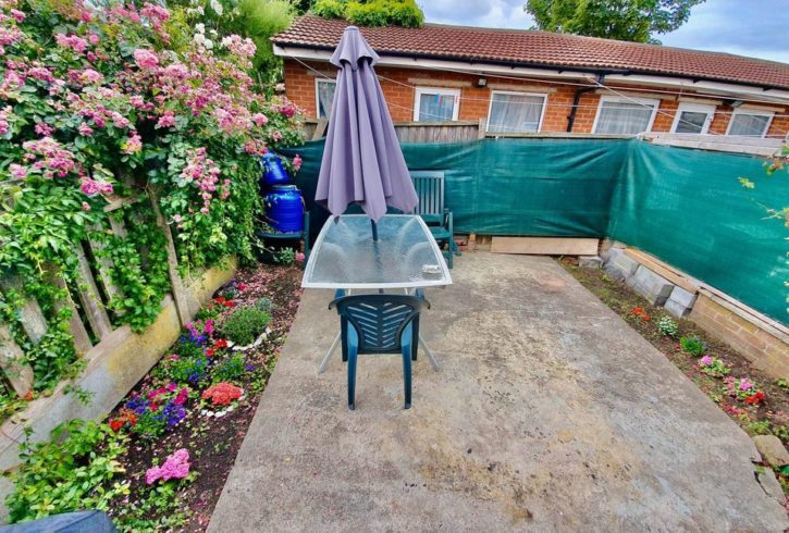 Chirie Camera Double in Upton Park, Londra