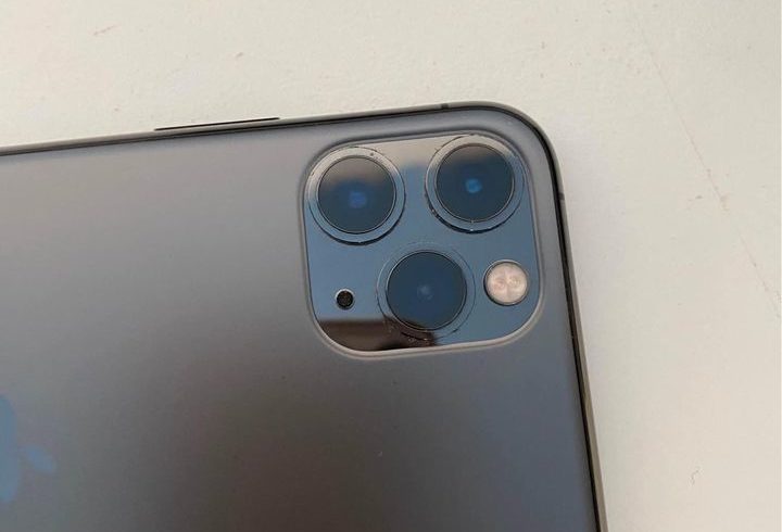 Vand iPhone 11 Pro Max Negru in Londra