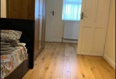 Chirie Camera Double cu Baie Proprie in Gresham Road, Londra