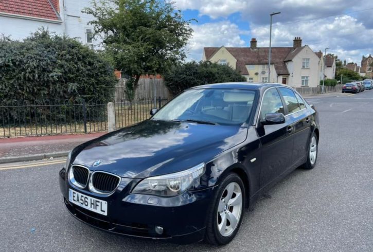 Vand Auto BMW Seria 5 Din 2006 in Barking, Londra