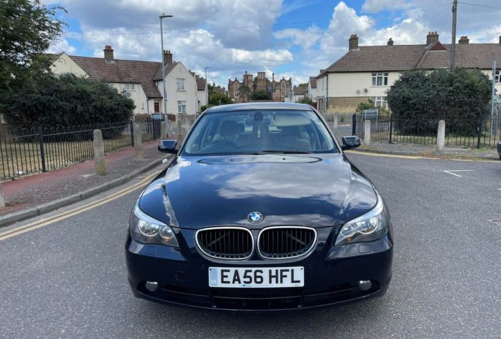 Vand Auto BMW Seria 5 Din 2006 in Barking, Londra