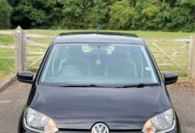 Vand Auto Volkswagen Up din 2013 In Stanmore, Londra