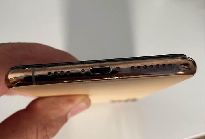 Vand iPhone 11 Pro Max Gold in Londra