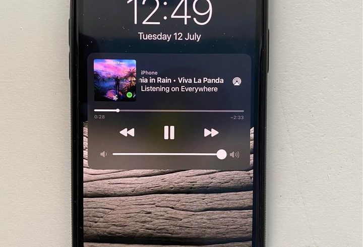 Vand iPhone 11 Pro Max Gold in Londra