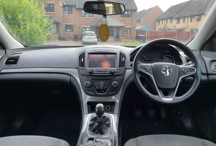 Vand Auto Vauxhall Insignia din 2015 in Hatfield, UK