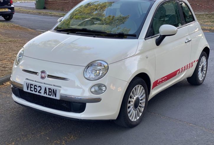 Automobileuk Sales - Vand Masina Fiat 500 in Hoddesdon, UK