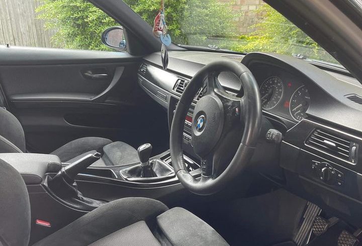 Vand Masina BMW Seria 3 Sedan In Borehamwood, UK