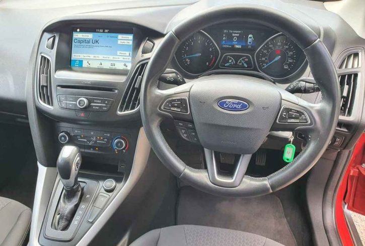 Vand Masina Ford Focus in Romford, Londra