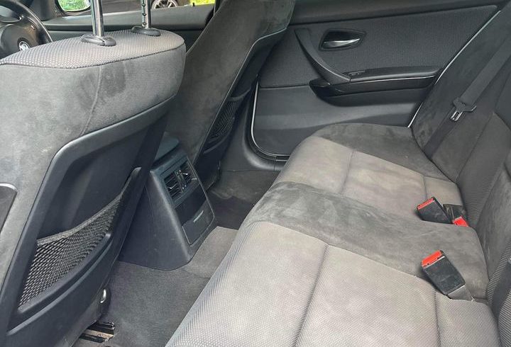 Vand Masina BMW Seria 3 Sedan In Borehamwood, UK