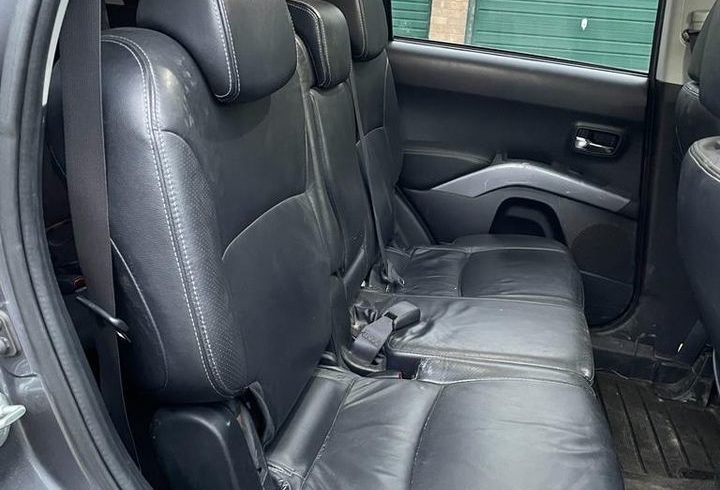 Vand Masina Peugeot 4007 In Hatfield, UK