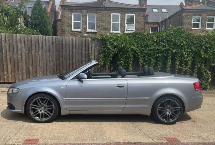 Vand Masina Audi A4 Decapotabila In Londra, UK