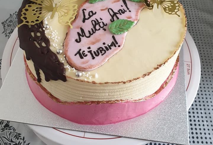 Torturi Si Prajituri La Comanda In East Ham, Londra