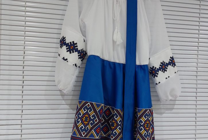 Family Gift's - Vindem Cadouri Cu Specific Romanesc In UK