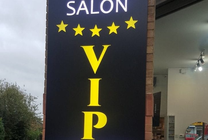 Inchiriez spatiu comercial Salon Cosmetica - Edgware HA8