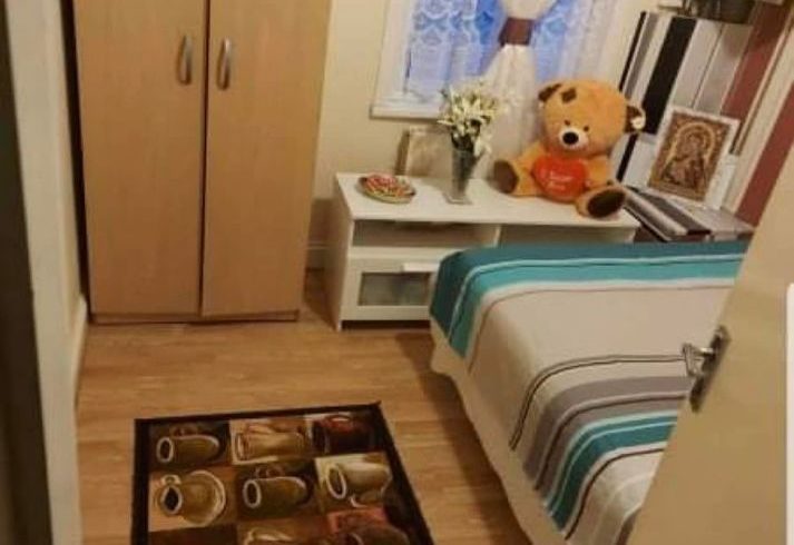 Chirie Camera Single Si Double In Aceeasi Casa In Ilford, Londra